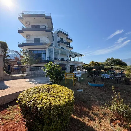 Artisti Radhime Hotel Vlorë