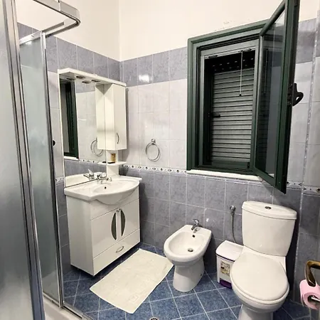 Artisti Radhime Hotel